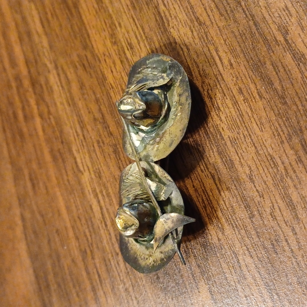 2/$20. BUNDLE.  Vintage Brooch